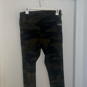 Camo print PINK leggings